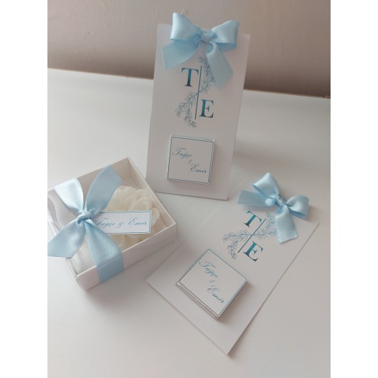 HDM 233 personalized chocolate and candle