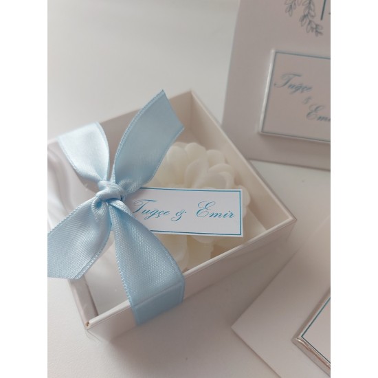 HDM 233 personalized chocolate and candle